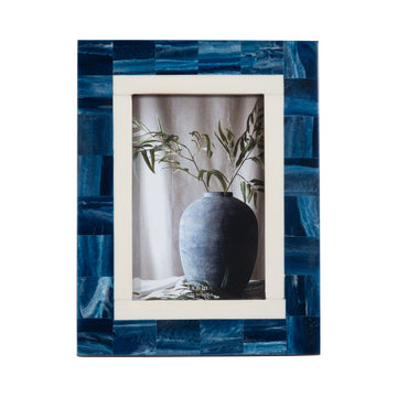 Resin 4" x 6" Navy & White Border Photo Frame