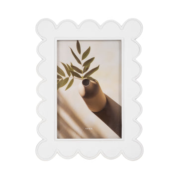 4" X 6" Wavy Arch Photo Frame - White